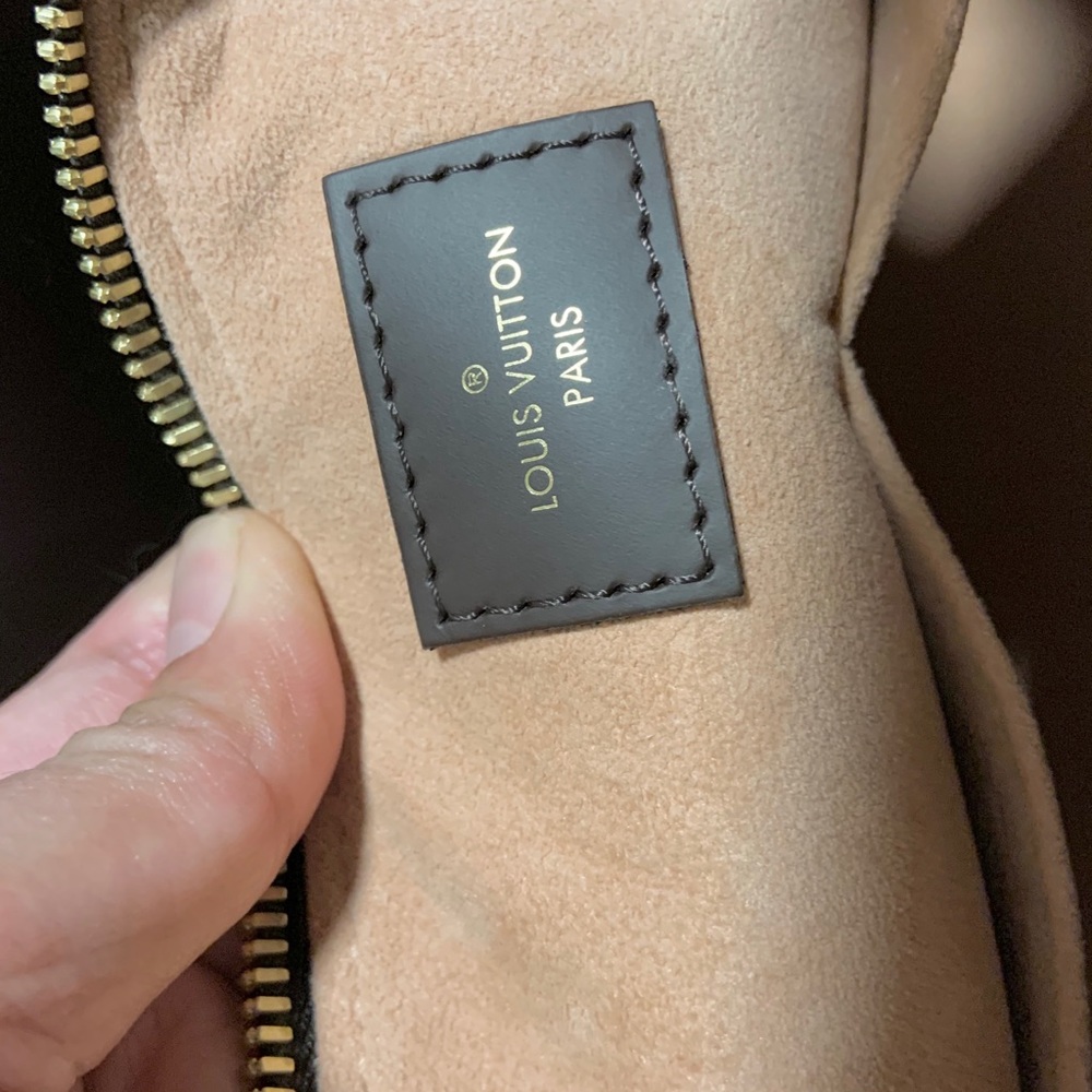 SOLD —Louis Vuitton - Picture 3 of 8